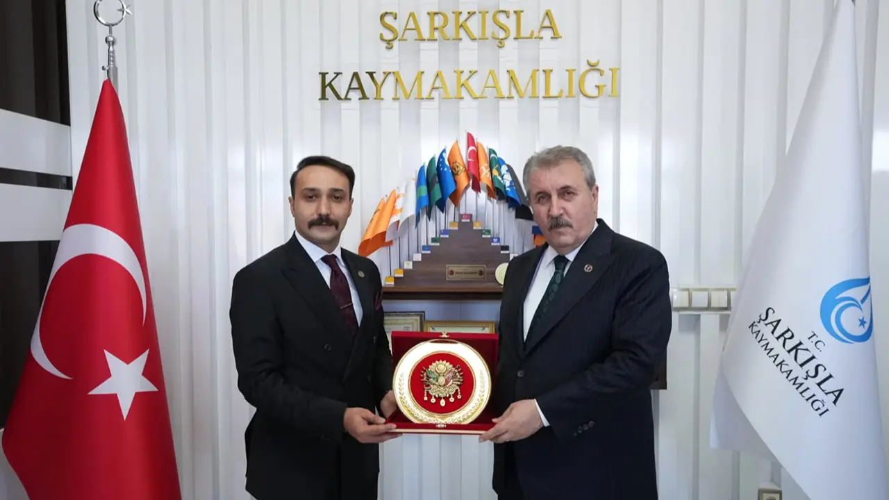 Sayın Destici'den Şarkışla Kaymakamlığına ziyaret