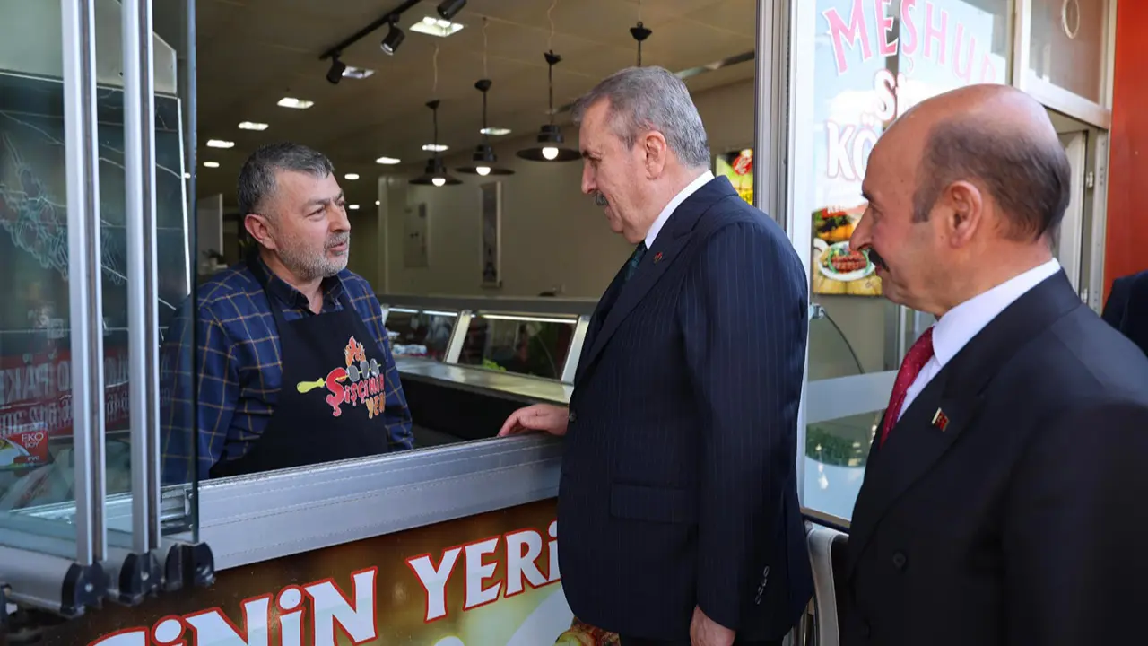Sayın Destici, Şarkışla'da esnafla sohbet etti
