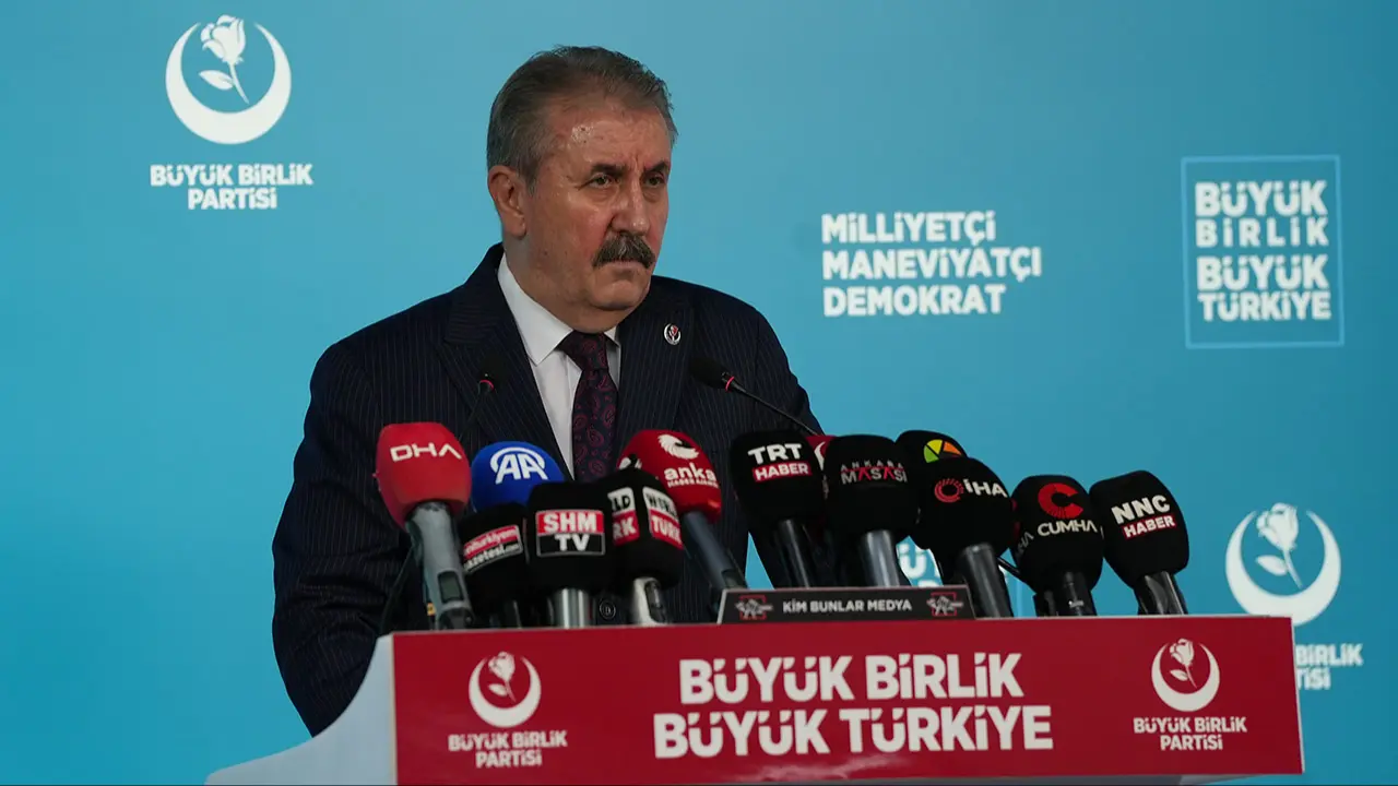 Sayın Genel Başkanımız haftalık olağan basın toplantısını gerçekleştirdi