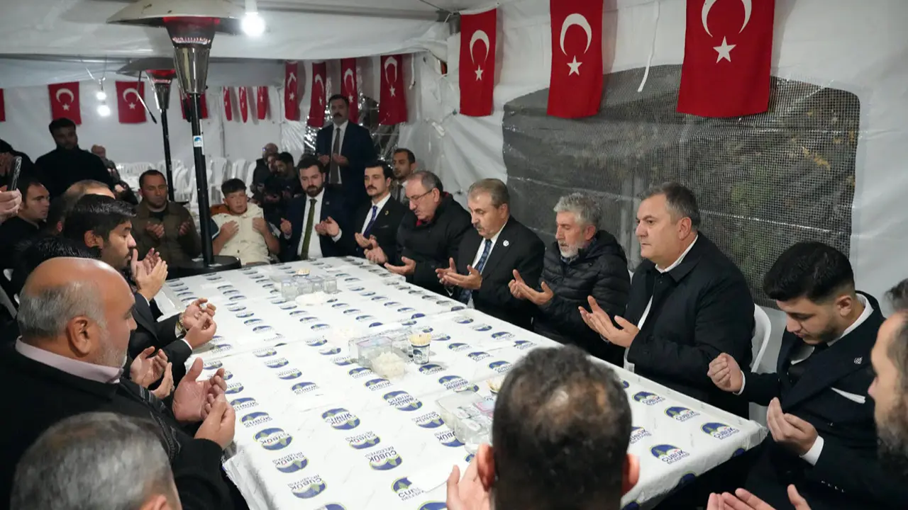 Sayın Destici'den şehit polis Türkoğlu'nun ailesine ziyaret