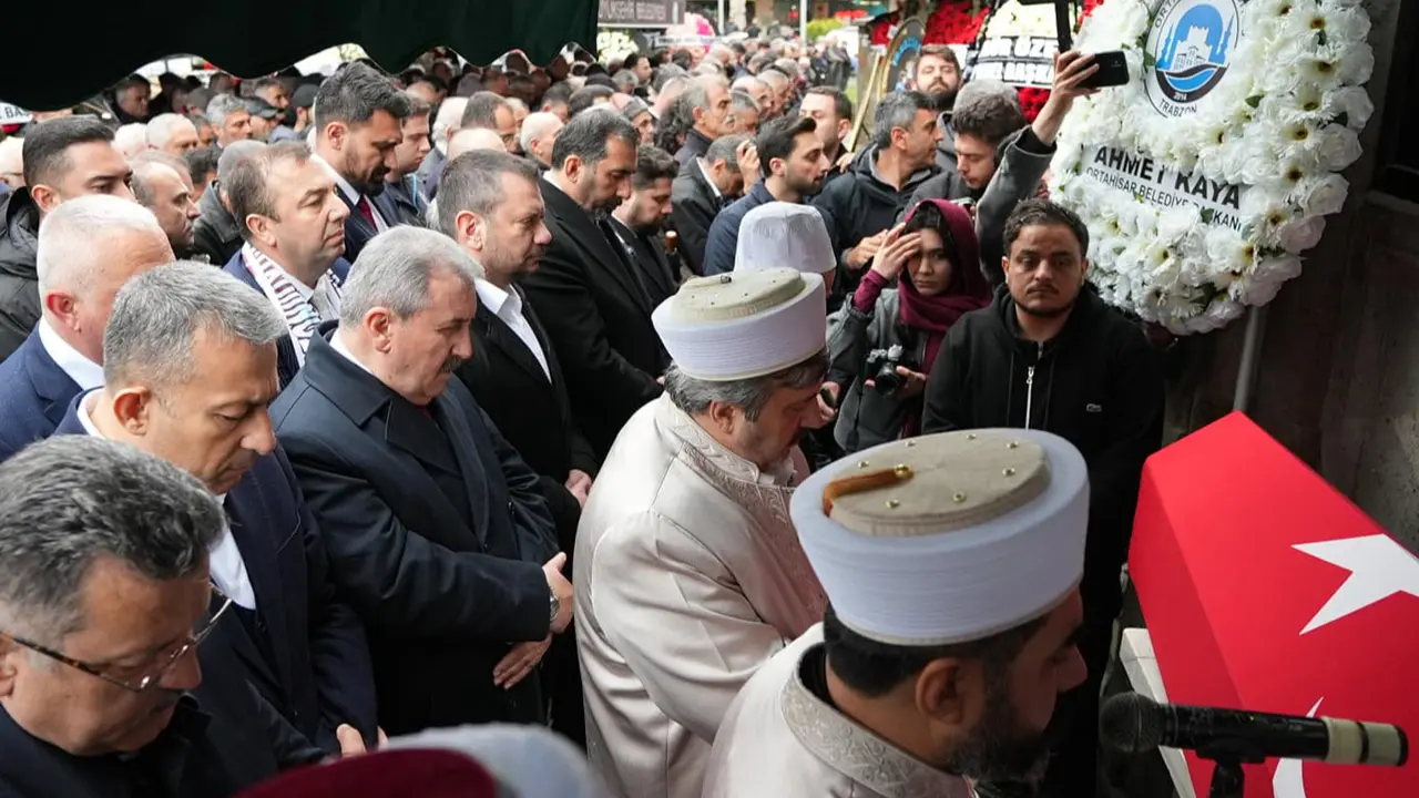 Sayın Destici, Atay Aktuğ’un cenaze törenine katıldı