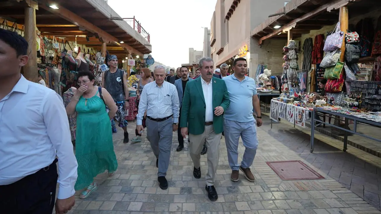 Genel Başkanımızdan Buhara'daki Eski Şehir bölgesine ziyaret