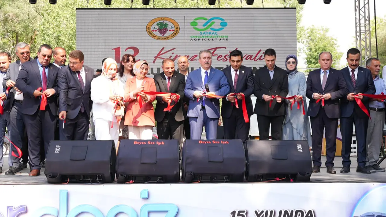 Sayın Destici, Halkapınar Belediyemizin yatırımlarının toplu açılışını yaptı