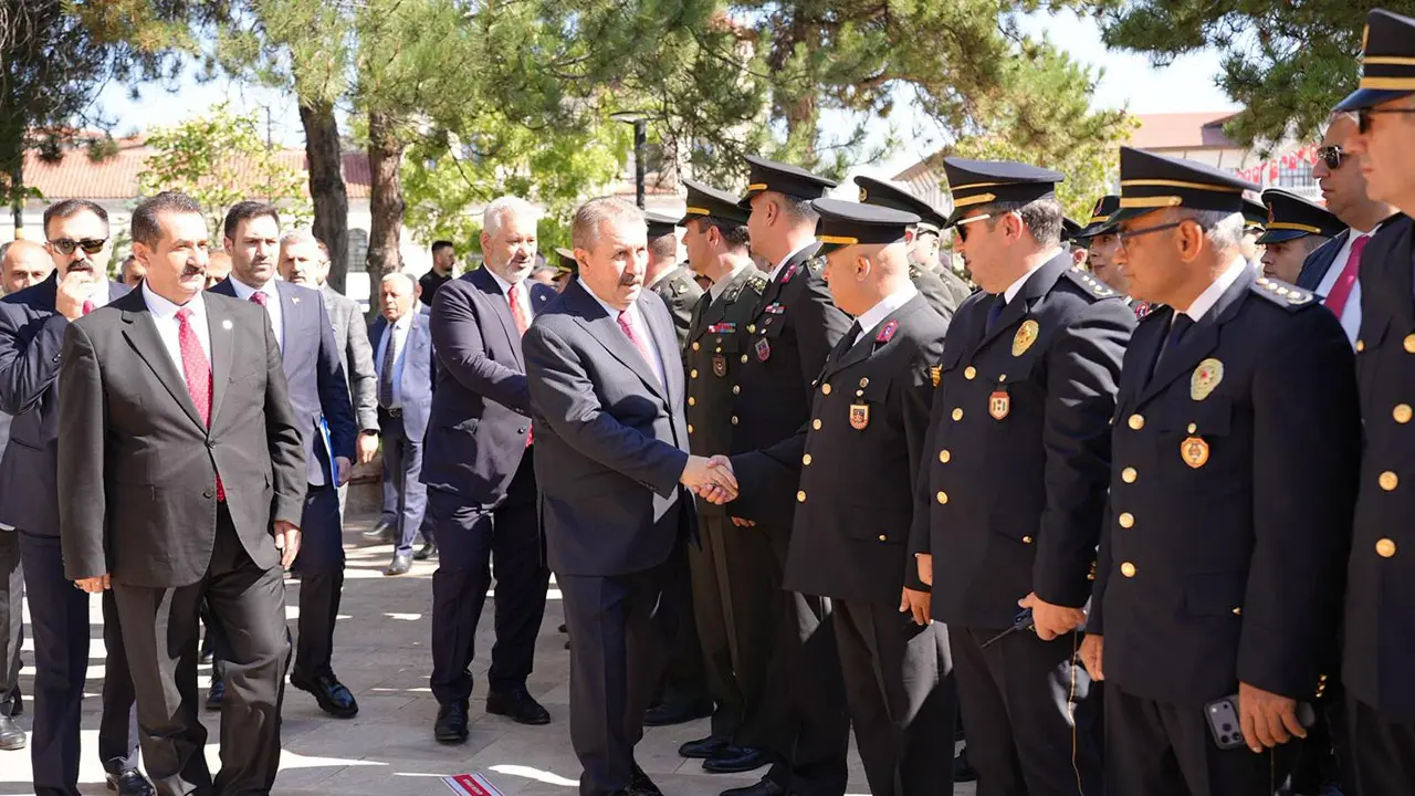 Sayın Destici, Sivas Kongresi’nin yıl dönümü etkinliklerine katıldı