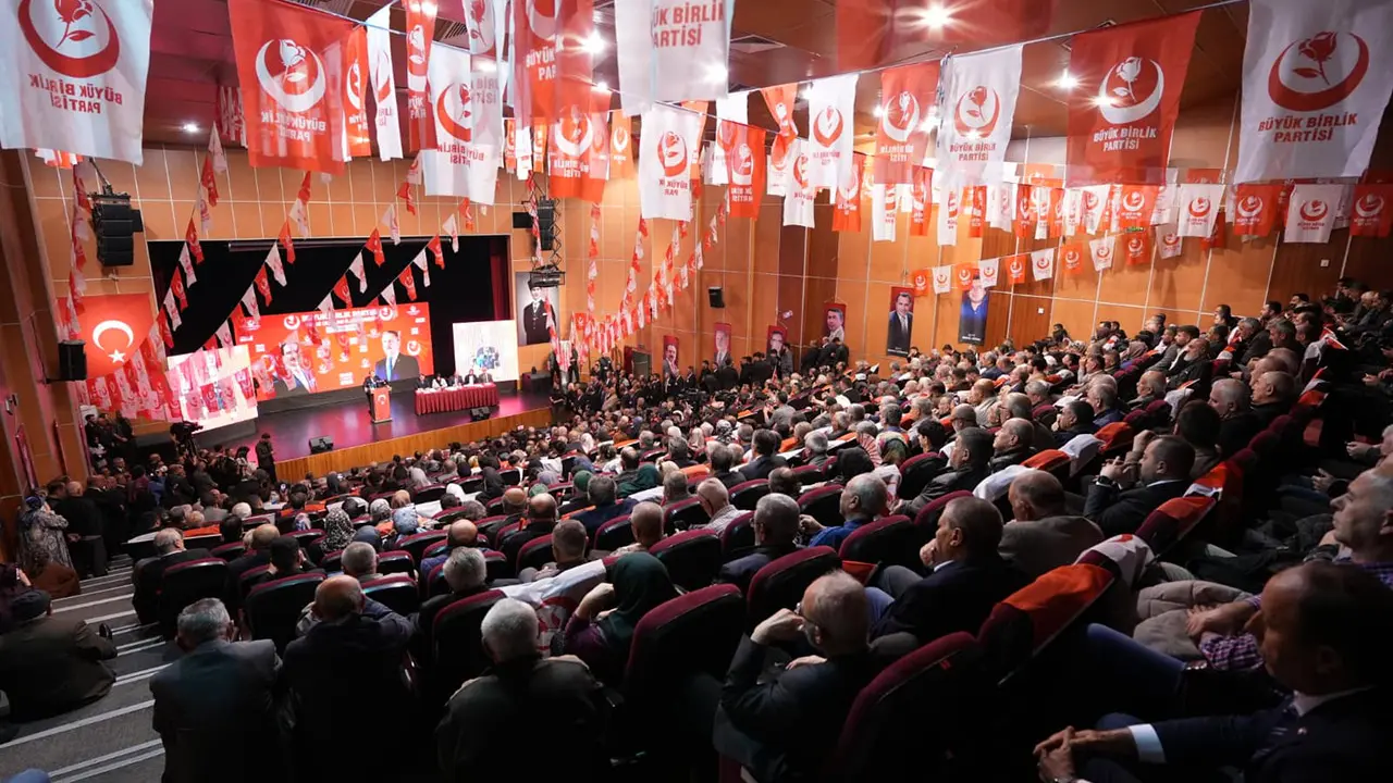 İl kongrelerimizi, Sivas'la tamamladık!
