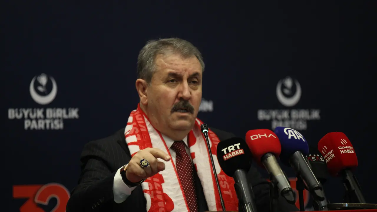 GENEL BAŞKANIMIZ SAYIN MUSTAFA DESTİCİ, SAMSUN İLİMİZDE BASIN TOPLANTISI DÜZENLEDİ