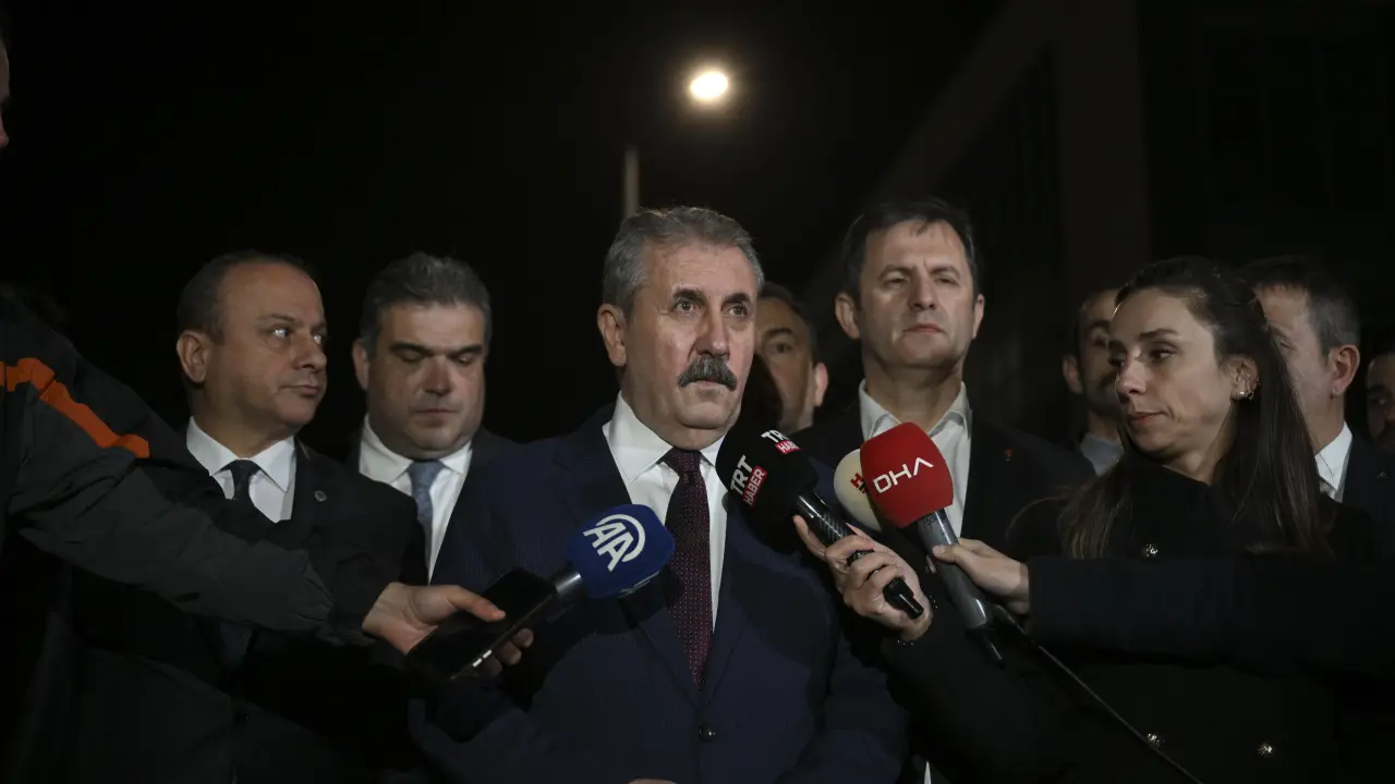 GENEL BAŞKANIMIZ SAYIN MUSTAFA DESTİCİ TUSAŞ'A YAPILAN HAİN SALDIRI SONRASI YARALILARI HASTANEDE ZİYARET ETTİ
