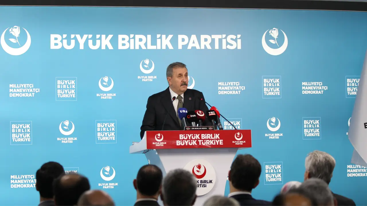 Genel Başkanımız Sayın Mustafa Destici’den Azerbaycan’ın Bağımsızlık Günü’ne kutlama ve gündeme dair önemli açıklamalar