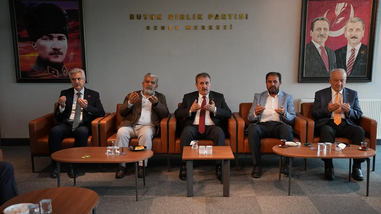 Sayın Destici'ye taziye ziyaretleri sürüyor
