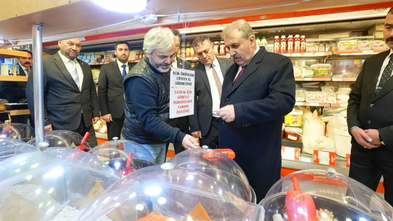 Genel Başkanımız Sayın Mustafa Destici'den Çanakkale esnafına ziyaret