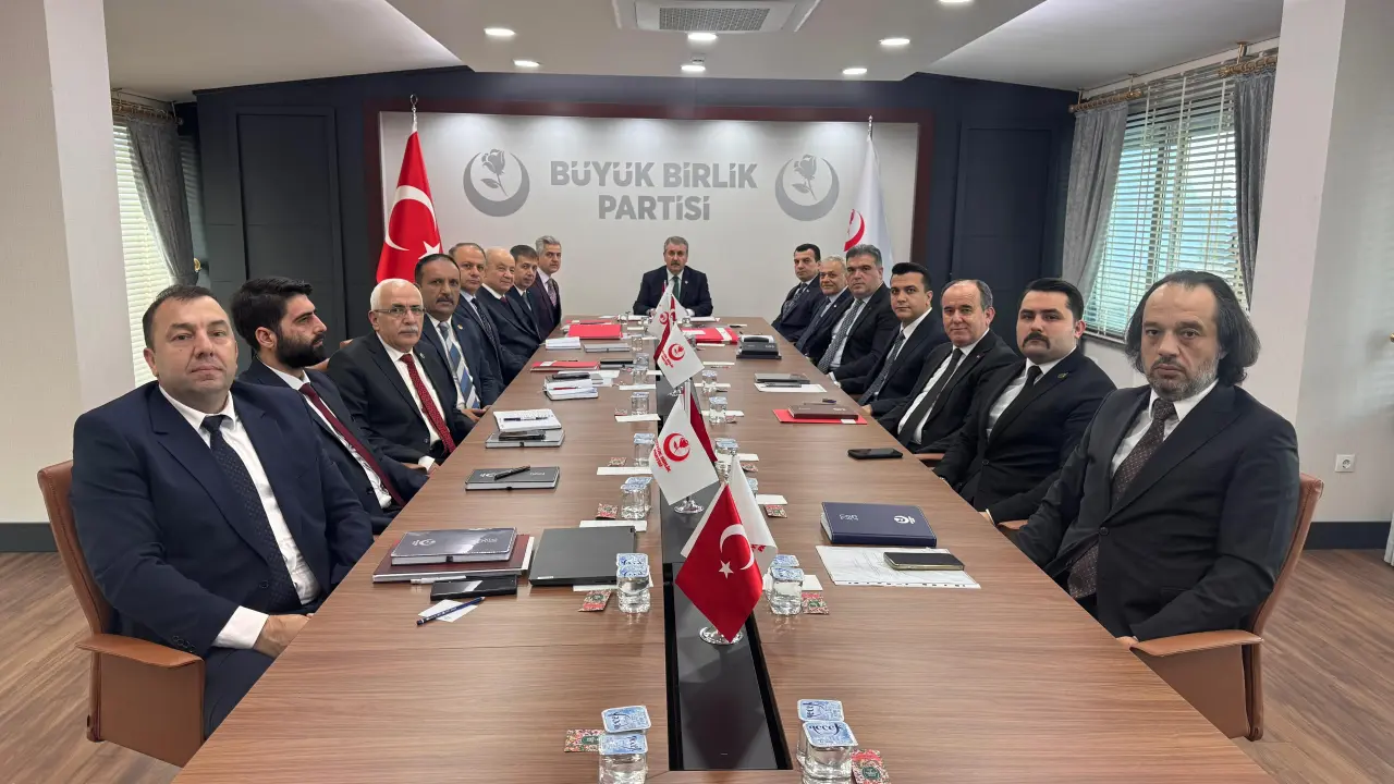 GENEL MERKEZİMİZDE DİVAN TOPLANTISI GERÇEKLEŞTİRİLDİ