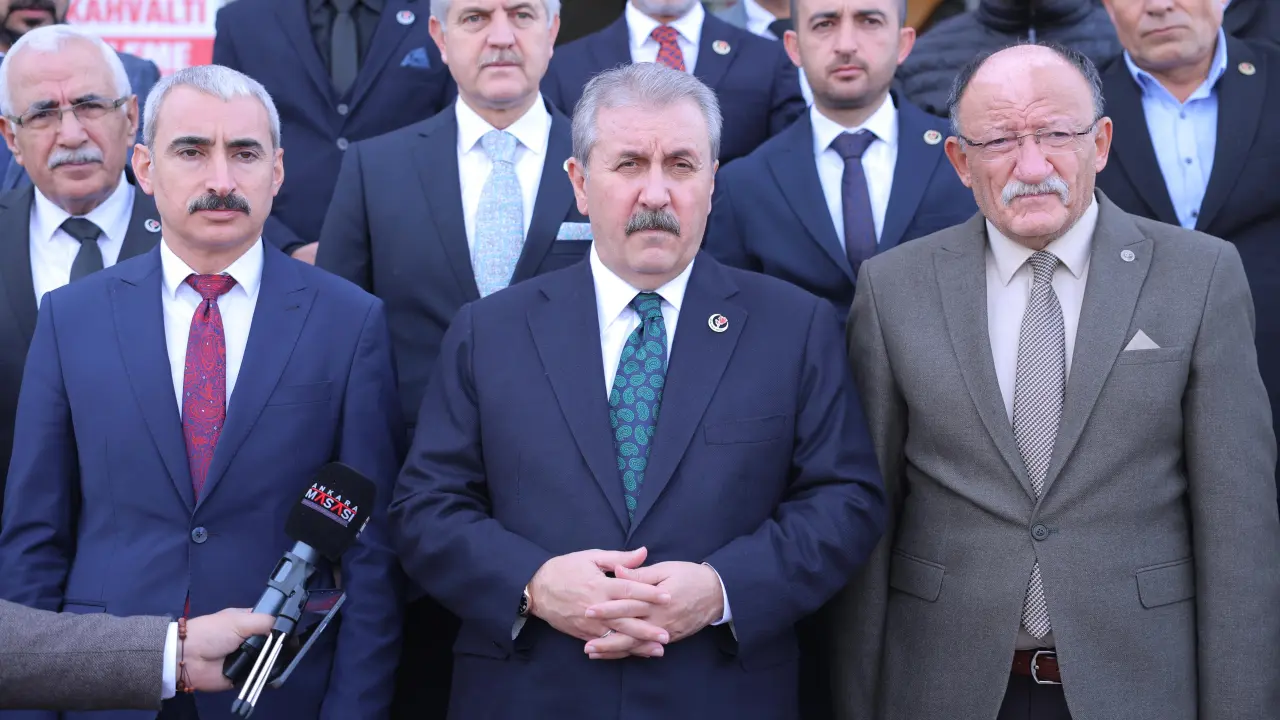GENEL BAŞKANIMIZ SAYIN MUSTAFA DESTİCİ, KIRŞEHİR’DE BASIN MENSUPLARINA DEMEÇLER VERDİ