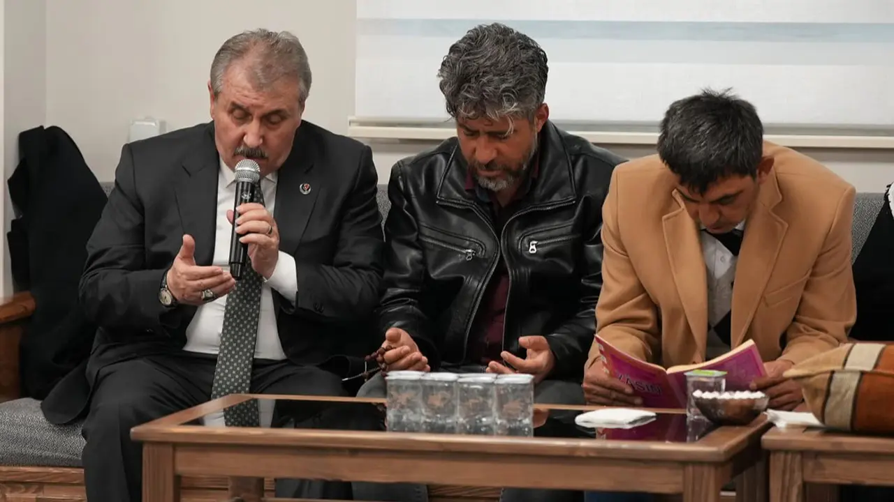 Genel Başkanımız, okul saldırısında vefat eden evlatlarımızın ve şehit öğretmenimizin ailelerini ziyaret etti