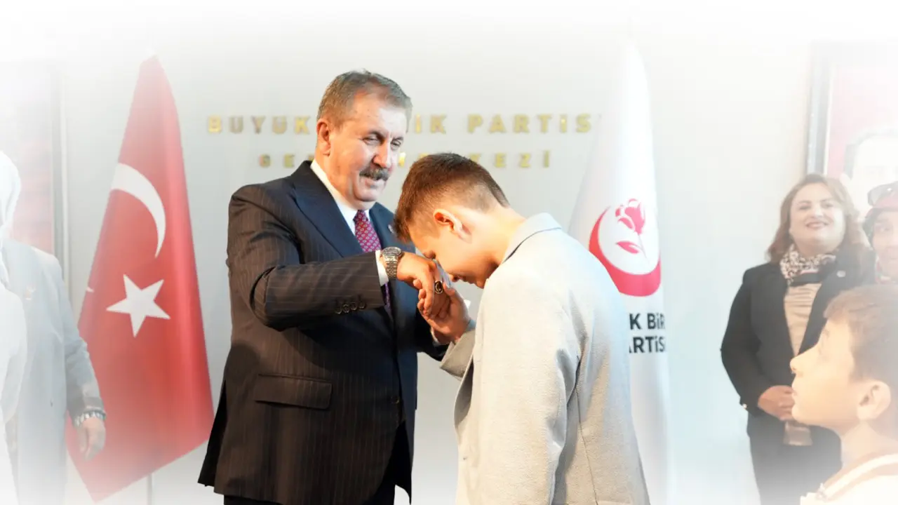 Genel Başkanımız Sayın Mustafa Destici partililerimizle bayramlaştı