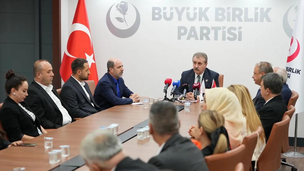Anadolu Şehit Aileleri, Gazileri ve Güvenlik Korucuları Vakfı'ndan Sayın Genel Başkanımıza Ziyaret.