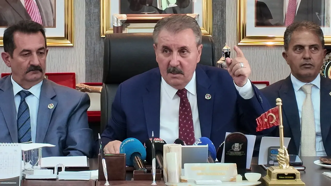 Sayın Destici, Sivas İl Başkanlığımızda basın toplantısı düzenledi
