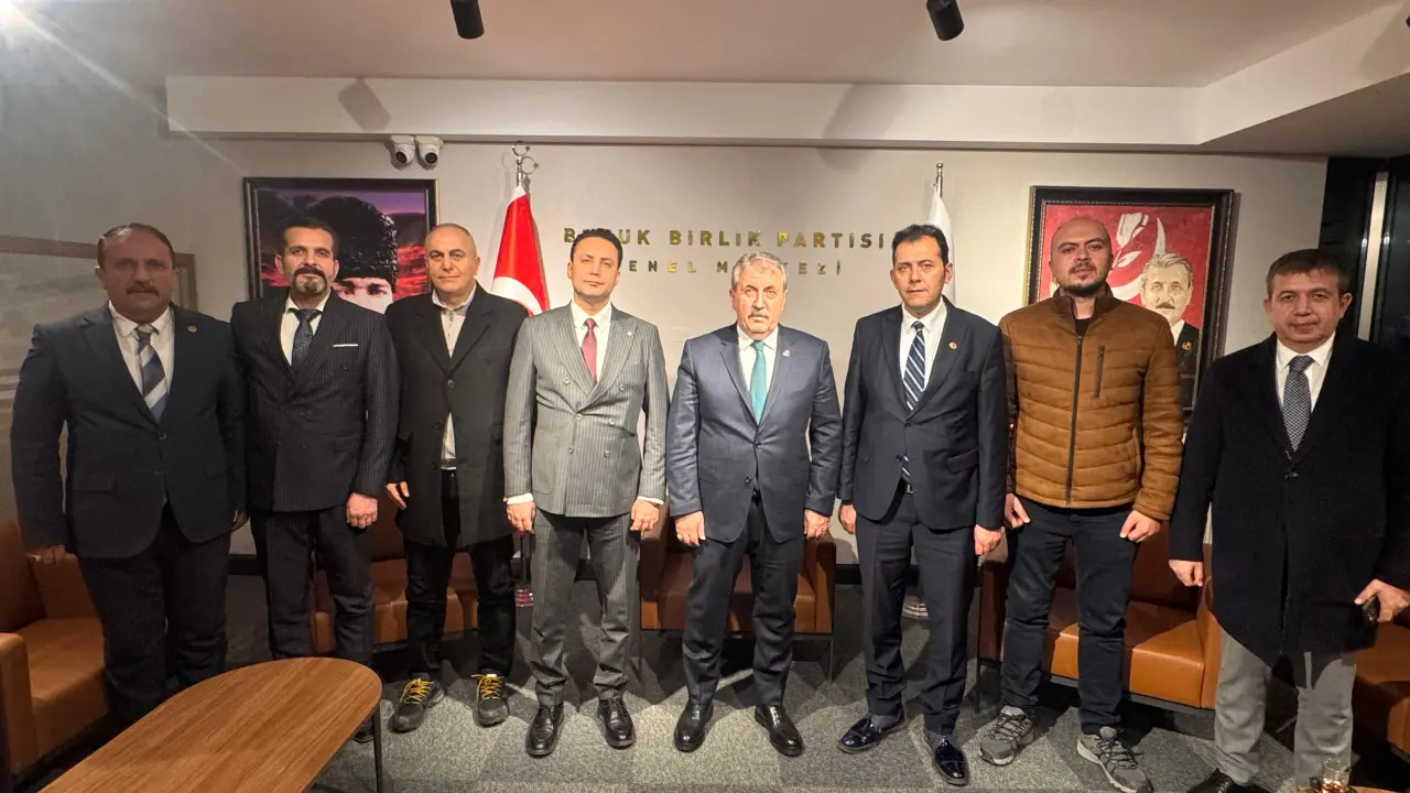 GENEL BAŞKANIMIZ SAYIN MUSTAFA DESTİCİ, SİVAS BELEDİYE MECLİS ÜYEMİZİ GENEL MERKEZİMİZDE KABUL ETTİ