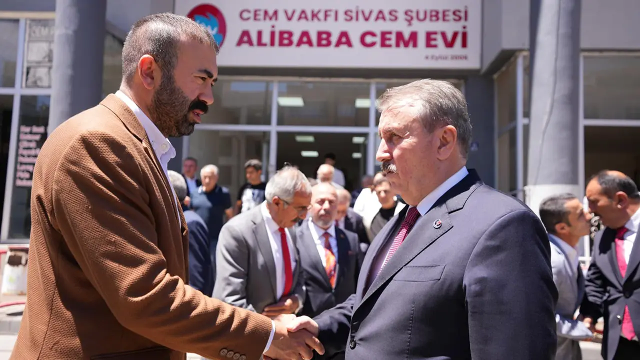 Sayın Mustafa Destici'den Ali Baba Cemevi'ne ziyaret