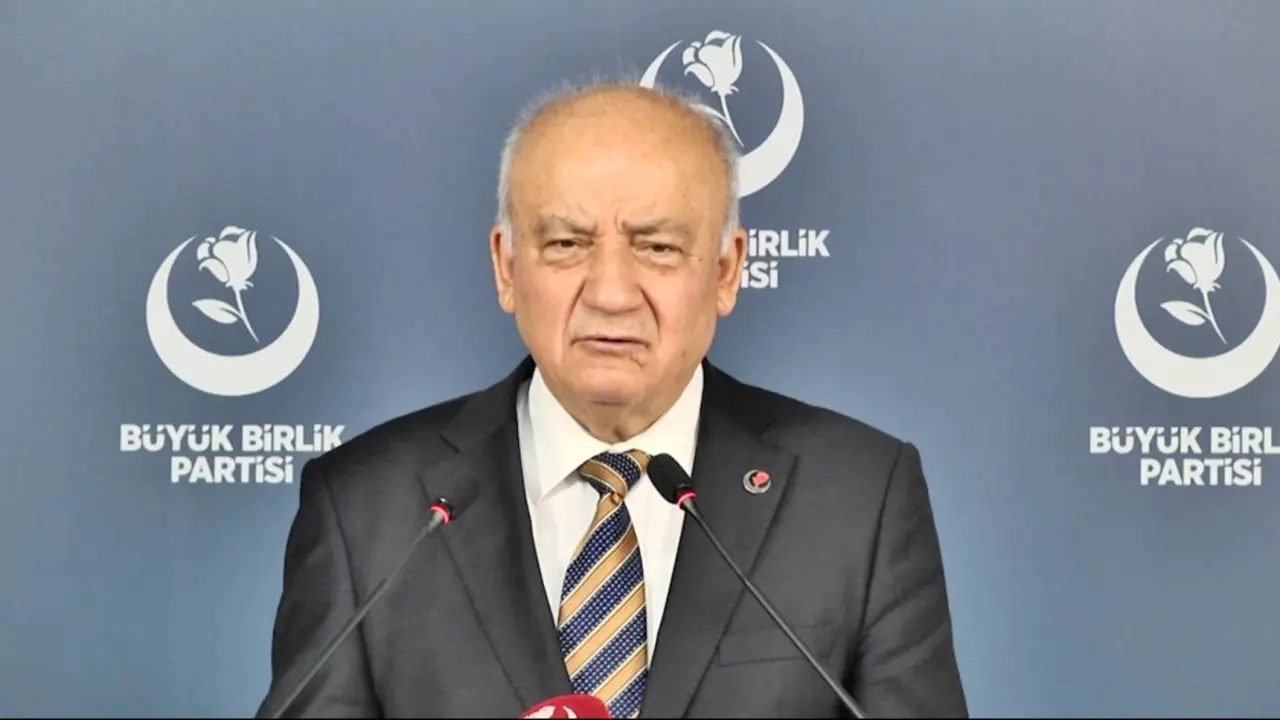 Genel Başkan Yardımcımız Prof. Dr. Durmuş Boztuğ Doğu Perinçek'in Madımak söylemini 'Alçaklık' olarak değerlendirdi