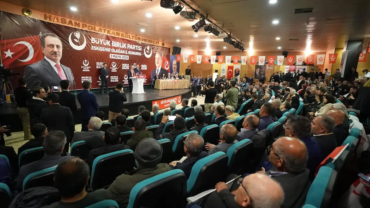 Sayın Genel Başkanımızın katılımıyla Eskişehir İl Kongremizi coşkuyla gerçekleştirdik