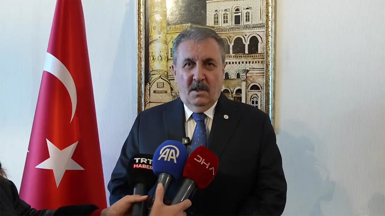 Genel Başkanımız, Mardin Prof. Dr. Aziz Sancar Havalimanında açıklamalarda bulundu