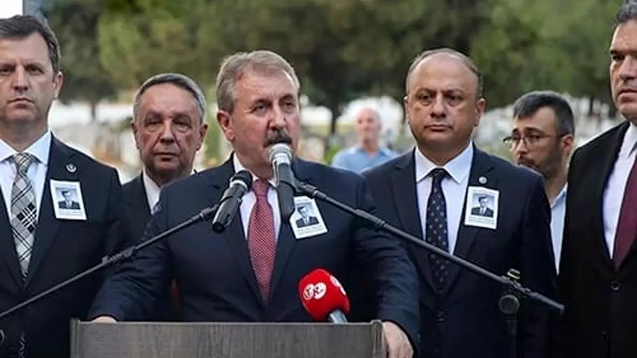 GENEL BAŞKANIMIZ SAYIN MUSTAFA DESTİCİ DR. SADIK AHMET’İ ANMAK ÜZERE BATI TRAKYA’DA