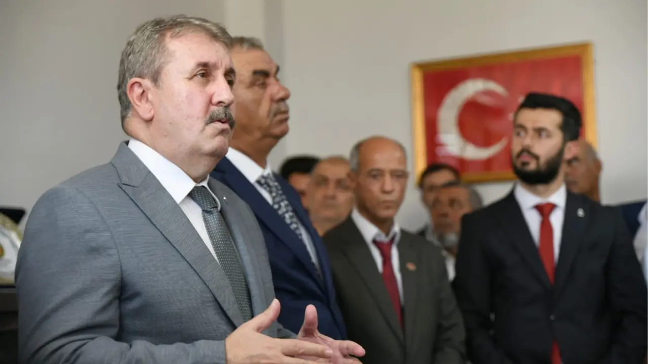 GENEL BAŞKANIMIZ SAYIN MUSTAFA DESTİCİ HATAY’DA KUMLU BELEDİYESİ’Nİ ZİYARET ETTİ