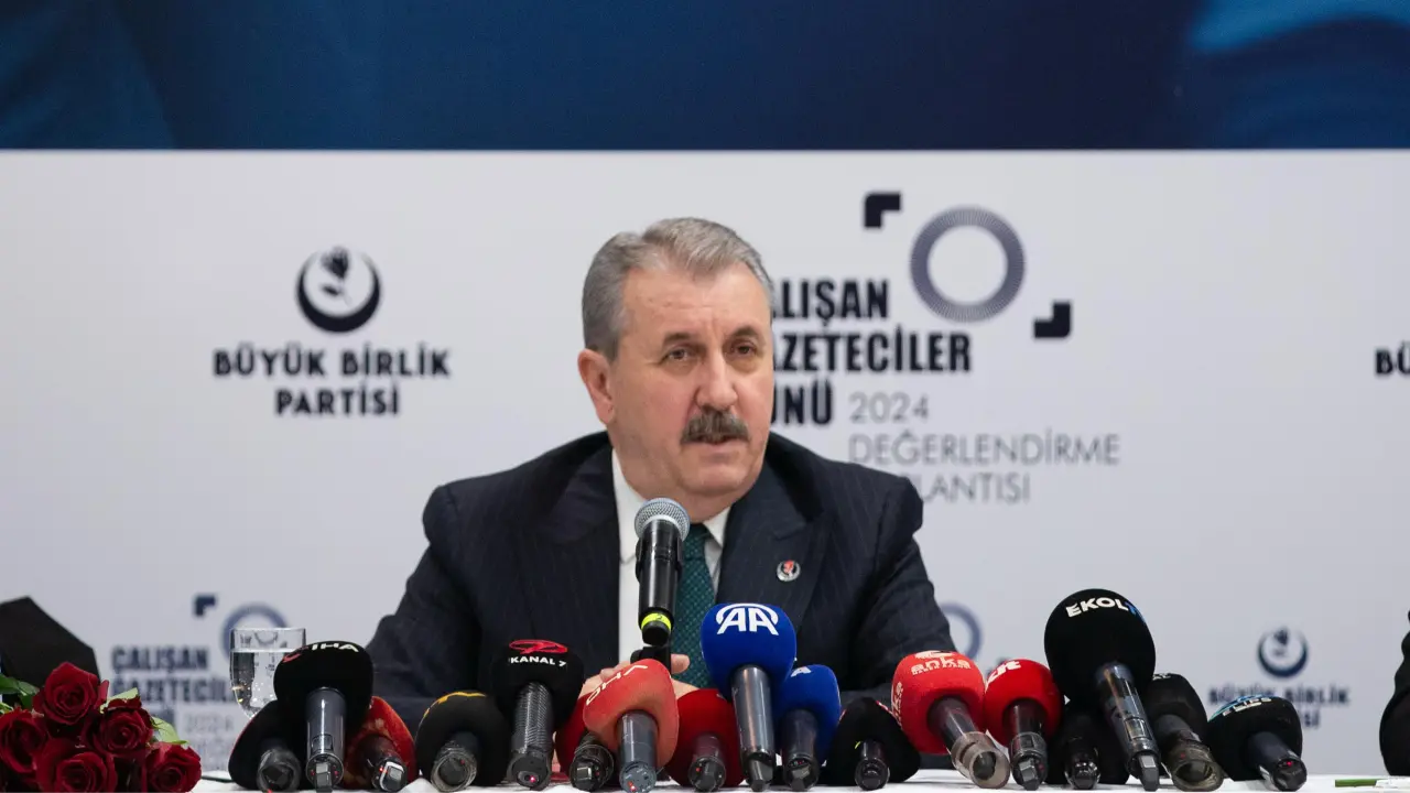 GENEL BAŞKANIMIZ SAYIN MUSTAFA DESTİCİ, ‘2024 GENEL DEĞERLENDİRME TOPLANTISI’NDA AÇIKLAMALARDA BULUNDU