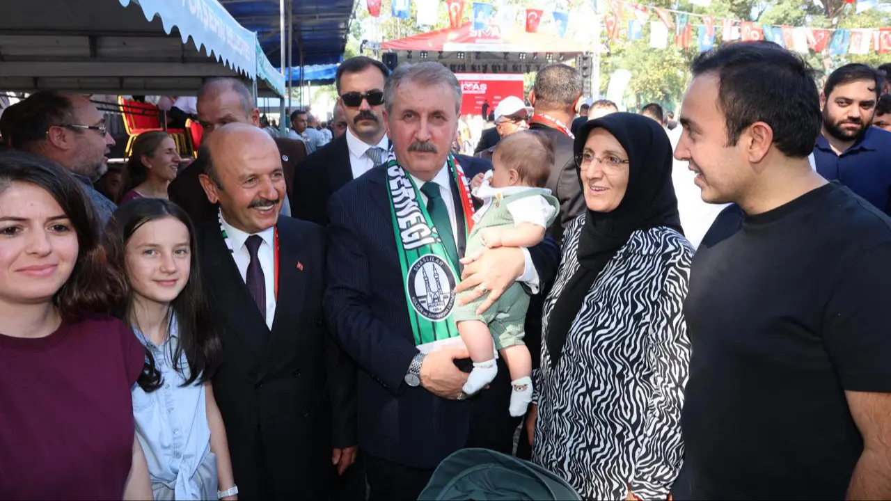 Sayın Destici, Geleneksel Sivas Gardaşlık Buluşması’na katıldı
