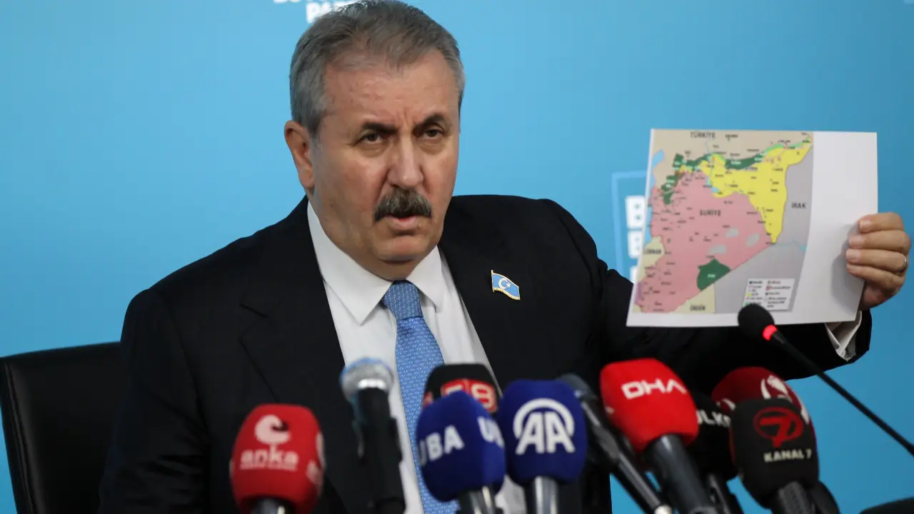 GENEL BAŞKANIMIZ SAYIN MUSTAFA DESTİCİ, MKYK TOPLANTISI ÖNCESİ BASIN TOPLANTISI DÜZENLEDİ