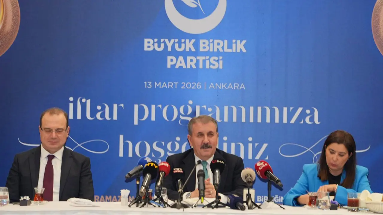 Genel Başkanımız Sayın Mustafa Destici, basın mensuplarıyla iftar sofrasında buluştu