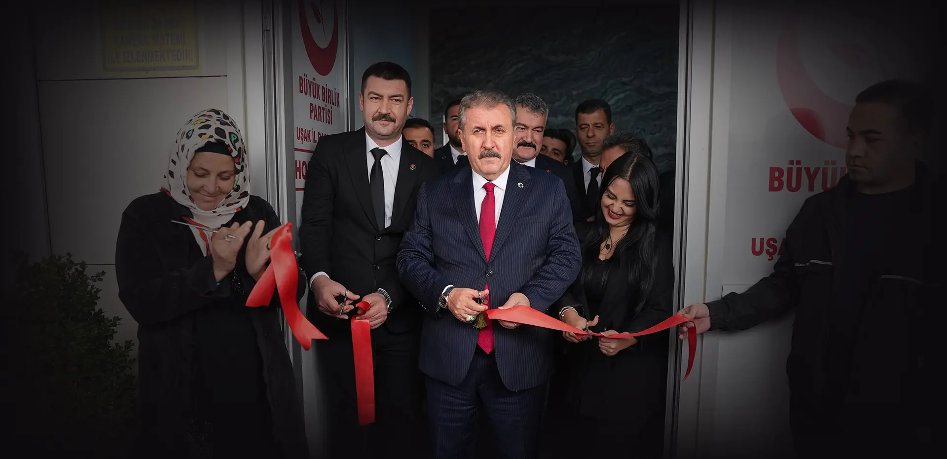 GENEL BAŞKANIMIZ SAYIN MUSTAFA DESTİCİ, UŞAK İL BİNAMIZIN AÇILIŞINI GERÇEKLEŞTİRDİ