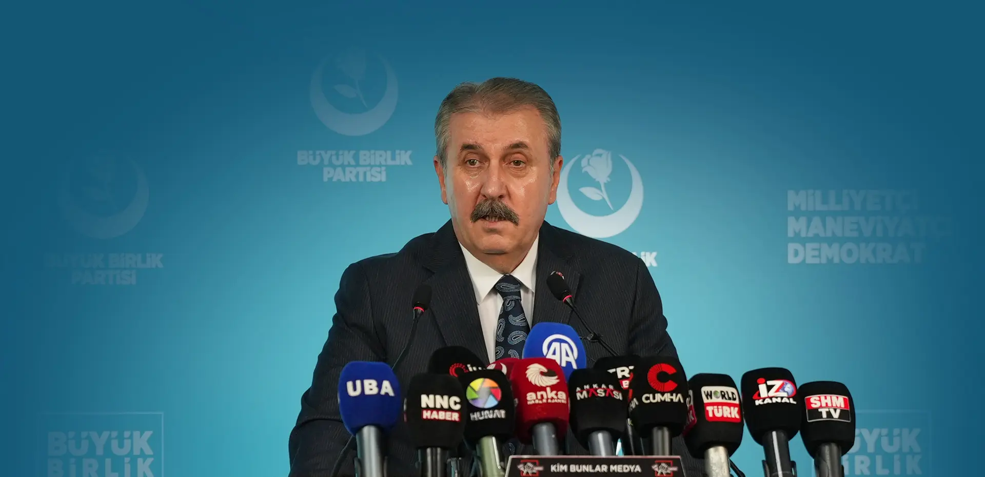 "KKTC DIŞ POLİTİKA DOSYASI DEĞİL, MİLLÎ GÜVENLİK MESELESİDİR"