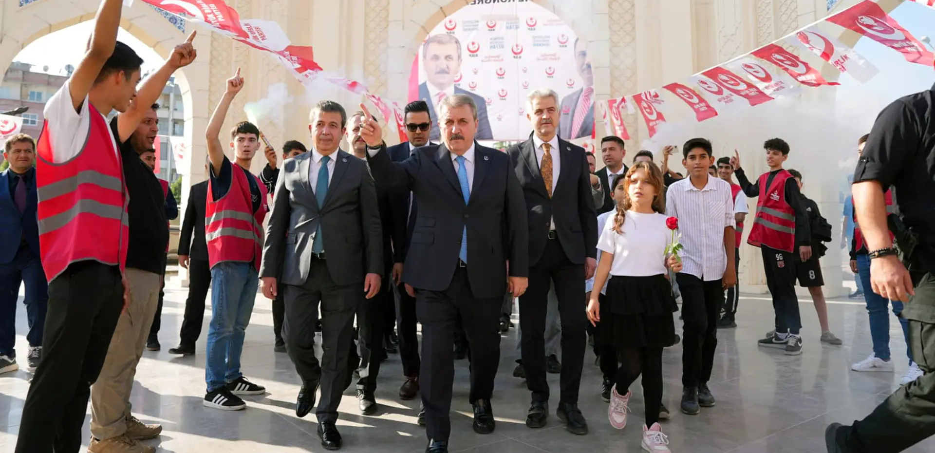 GENEL BAŞKANIMIZ SAYIN MUSTAFA DESTİCİ, MERSİN İL KONGRESİ'NDE KONUŞTU