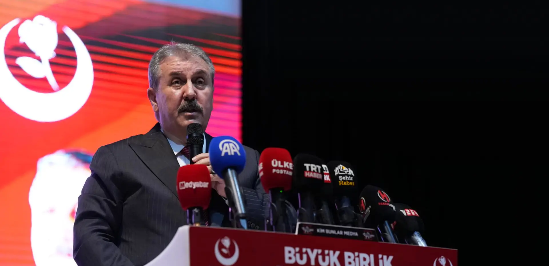 GENEL BAŞKANIMIZ SAYIN MUSTAFA DESTİCİ, SAKARYA OLAĞAN İL KONGREMİZE KATILDI