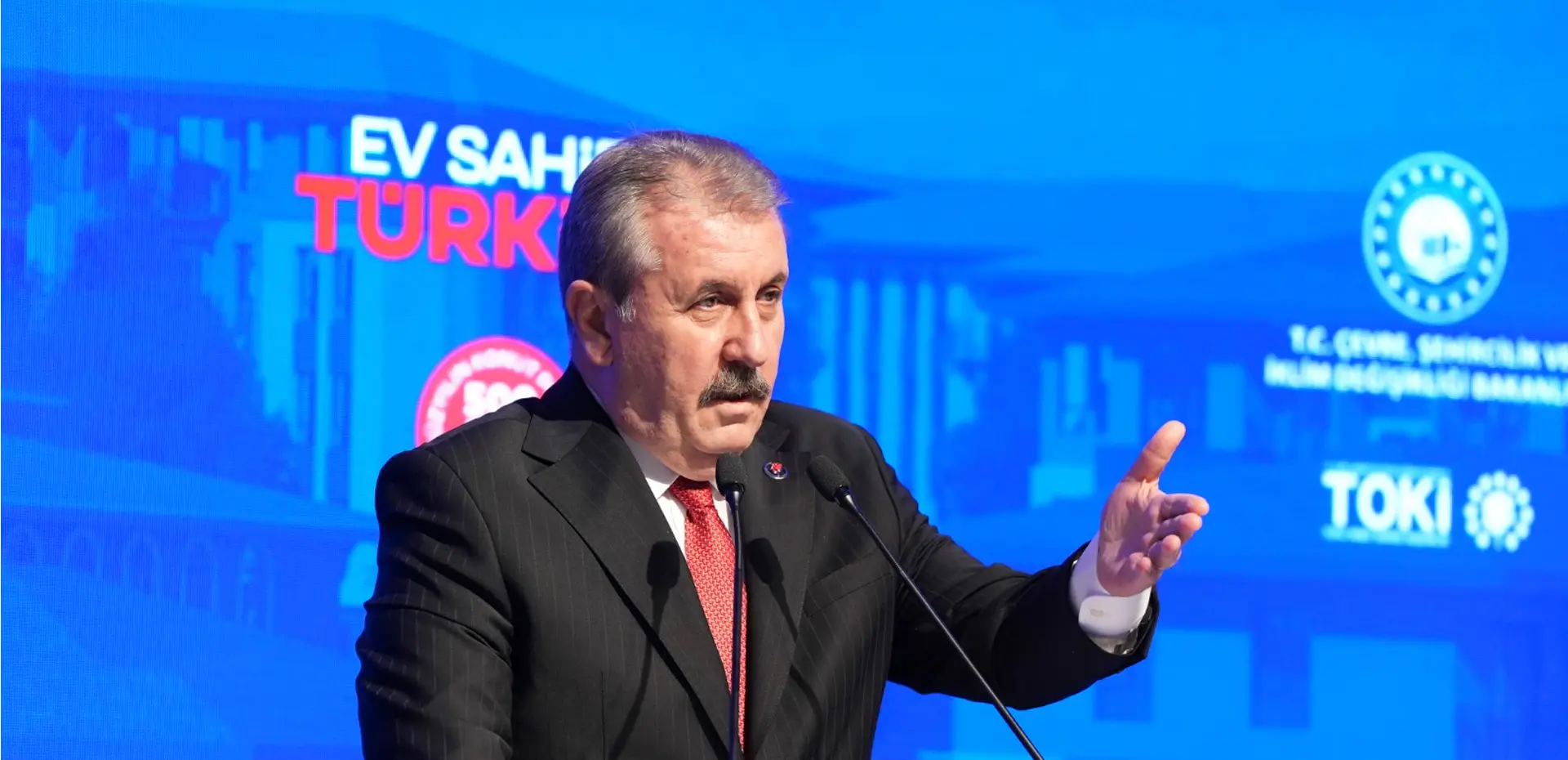 TOKİ'NİN ESKİŞEHİR KONUT PROJESİNDE KURA ÇEKİLİŞİ YAPILDI