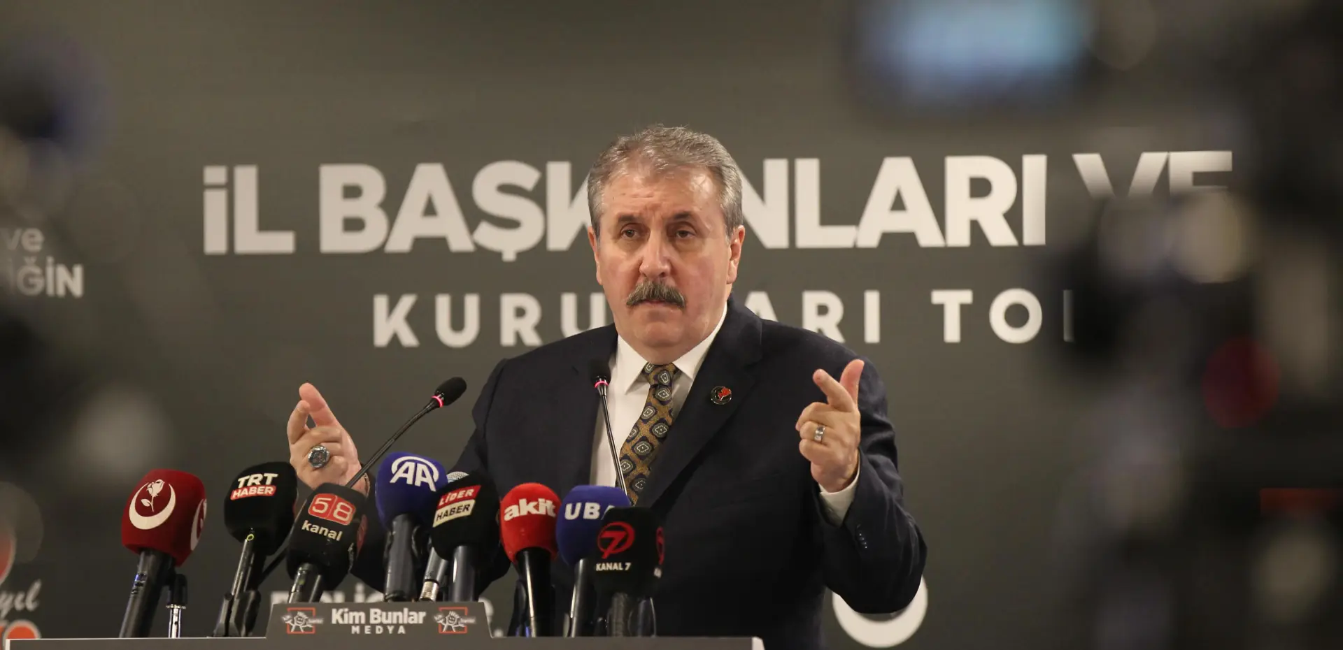 GENEL BAŞKANIMIZ SAYIN MUSTAFA DESTİCİ, İL BAŞKANLARI İLE BİR ARAYA GELDİ