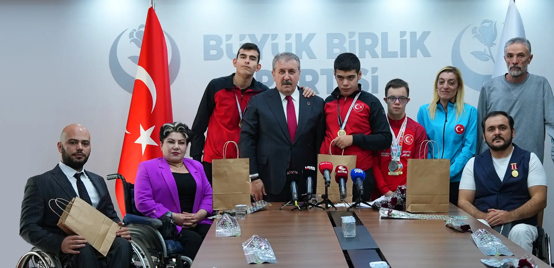 "ENGELLİ OLMA, FARKINDA OL"