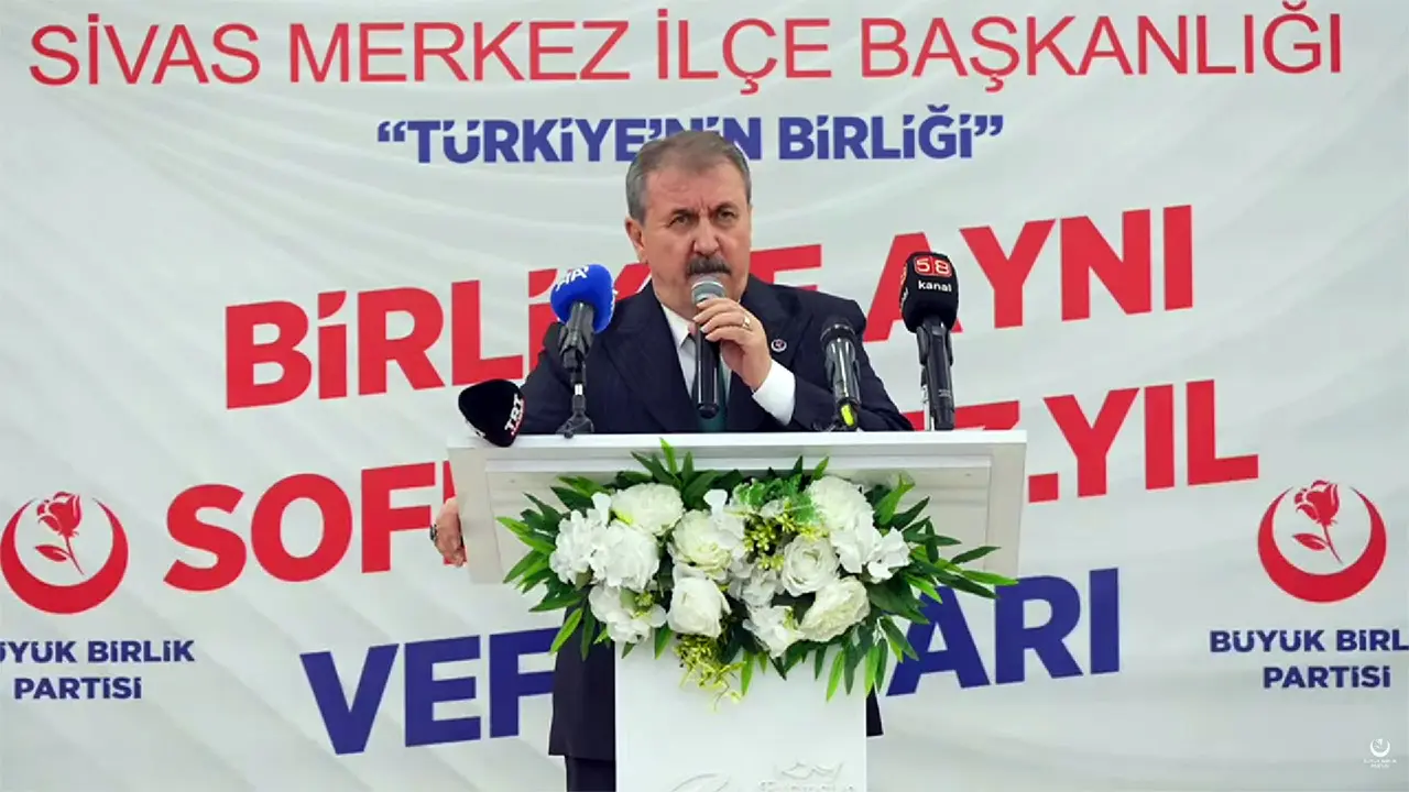 Genel Başkanımız Sayın Mustafa Destici, Sivas’ta iftar programında konuştu